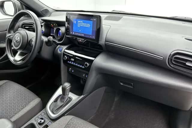 Toyota Yaris_Cross (2023) thumbnail 6