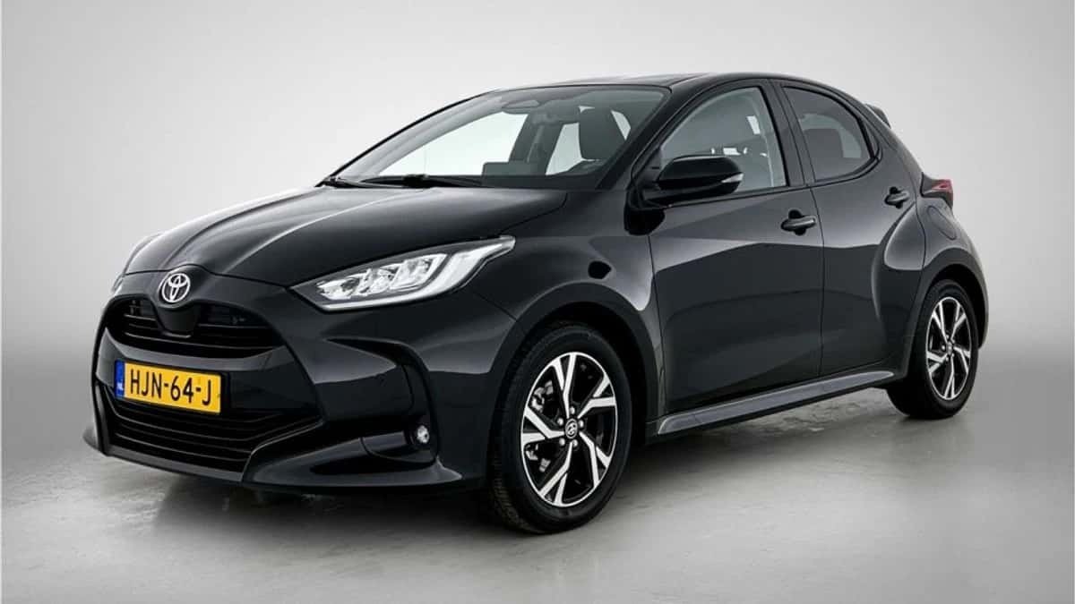 Toyota Yaris (2025) — foto 1