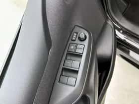 Toyota Yaris (2025) thumbnail 22