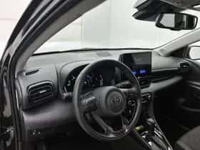 Toyota Yaris (2025) thumbnail 32