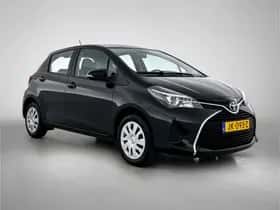 Toyota Yaris (2016) thumbnail 12