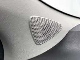 Toyota Yaris (2016) thumbnail 34