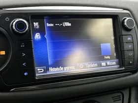 Toyota Yaris (2016) thumbnail 37