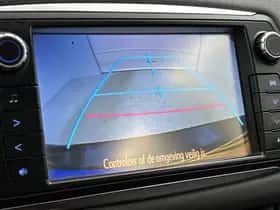 Toyota Yaris (2016) thumbnail 8