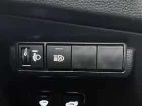 Toyota Corolla_Cross (2025) thumbnail 44