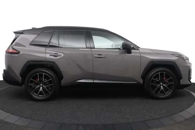Toyota RAV4 (2026) thumbnail 2