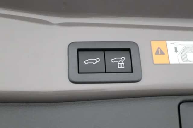 Toyota RAV4 (2026) thumbnail 6