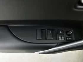 Toyota Corolla_Cross (2023) thumbnail 23
