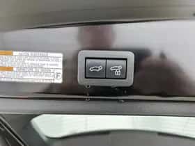 Toyota Corolla_Cross (2023) thumbnail 30