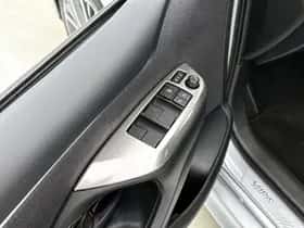 Toyota Yaris (2024) thumbnail 22
