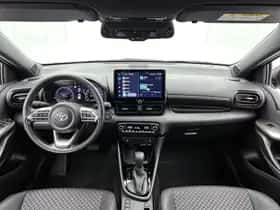 Toyota Yaris (2024) thumbnail 4