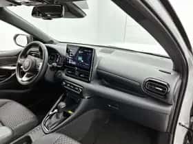 Toyota Yaris (2024) thumbnail 6