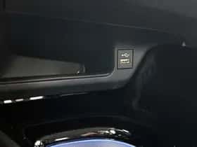 Toyota C-HR (2022) thumbnail 23