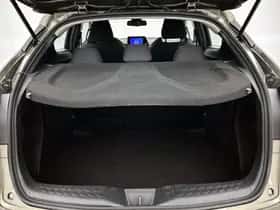 Toyota C-HR (2022) thumbnail 24