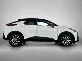 Toyota C-HR (2025) thumbnail 11