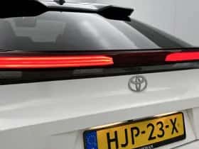 Toyota C-HR (2025) thumbnail 18