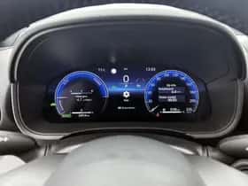 Toyota Yaris (2024) thumbnail 5