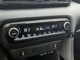 Toyota Yaris (2024) thumbnail 9