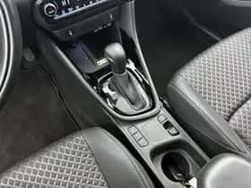 Toyota Yaris (2024) thumbnail 10