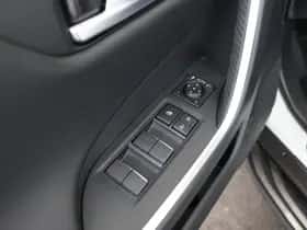Toyota RAV4 (2026) thumbnail 11
