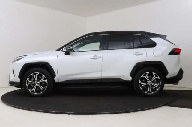 Toyota RAV4 (2026) thumbnail 3