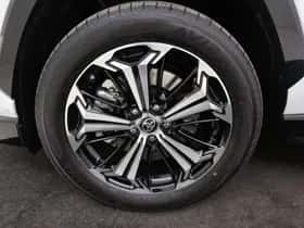 Toyota RAV4 (2026) thumbnail 6