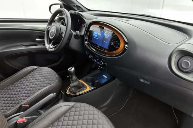 Toyota Aygo (2022) thumbnail 6