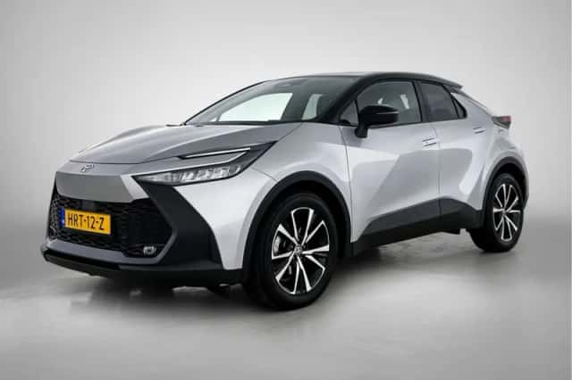 Toyota C-HR (2025) thumbnail 1