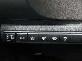 Toyota Corolla_Touring_Sports (2025) thumbnail 27