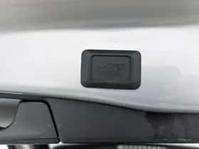 Toyota RAV4 (2019) thumbnail 32