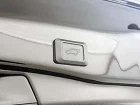 Toyota RAV4 (2021) thumbnail 30
