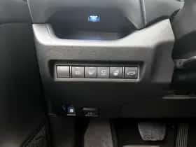 Toyota RAV4 (2021) thumbnail 37