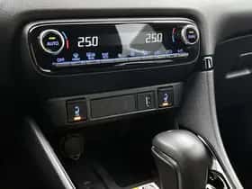 Toyota Yaris (2021) thumbnail 9