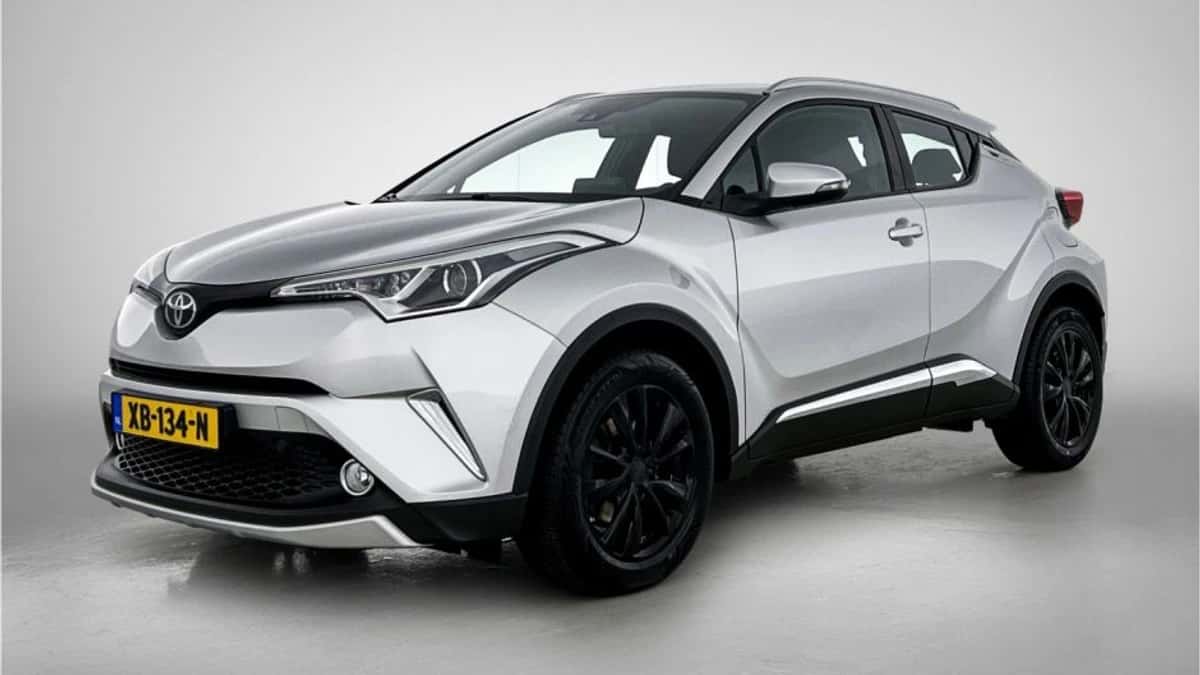 Toyota C-HR (2017) — foto 1