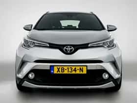 Toyota C-HR (2017) thumbnail 19
