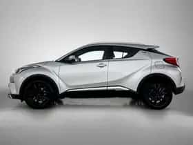 Toyota C-HR (2017) thumbnail 3