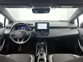 Toyota Corolla (2021) thumbnail 4