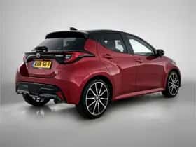 Toyota Yaris (2024) thumbnail 2