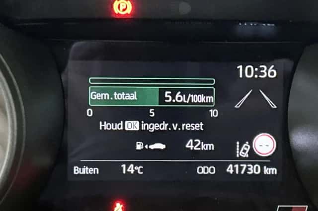 Toyota Yaris (2024) thumbnail 5