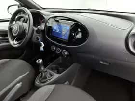 Toyota Aygo (2024) thumbnail 6