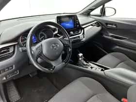 Toyota C-HR (2019) thumbnail 32