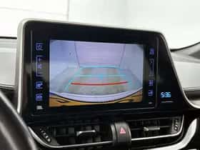 Toyota C-HR (2019) thumbnail 8
