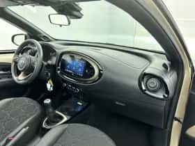 Toyota Aygo (2022) thumbnail 12