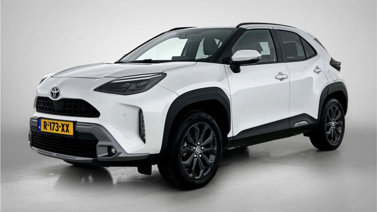 Toyota Yaris_Cross (2023) — foto 1