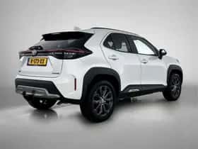 Toyota Yaris_Cross (2023) thumbnail 2