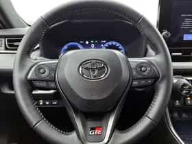 Toyota RAV4 (2025) thumbnail 17