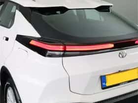 Toyota C-HR (2026) thumbnail 21