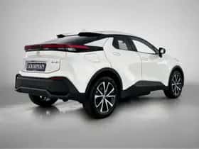 Toyota C-HR (2026) thumbnail 3