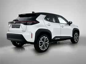 Toyota Yaris_Cross (2022) thumbnail 2
