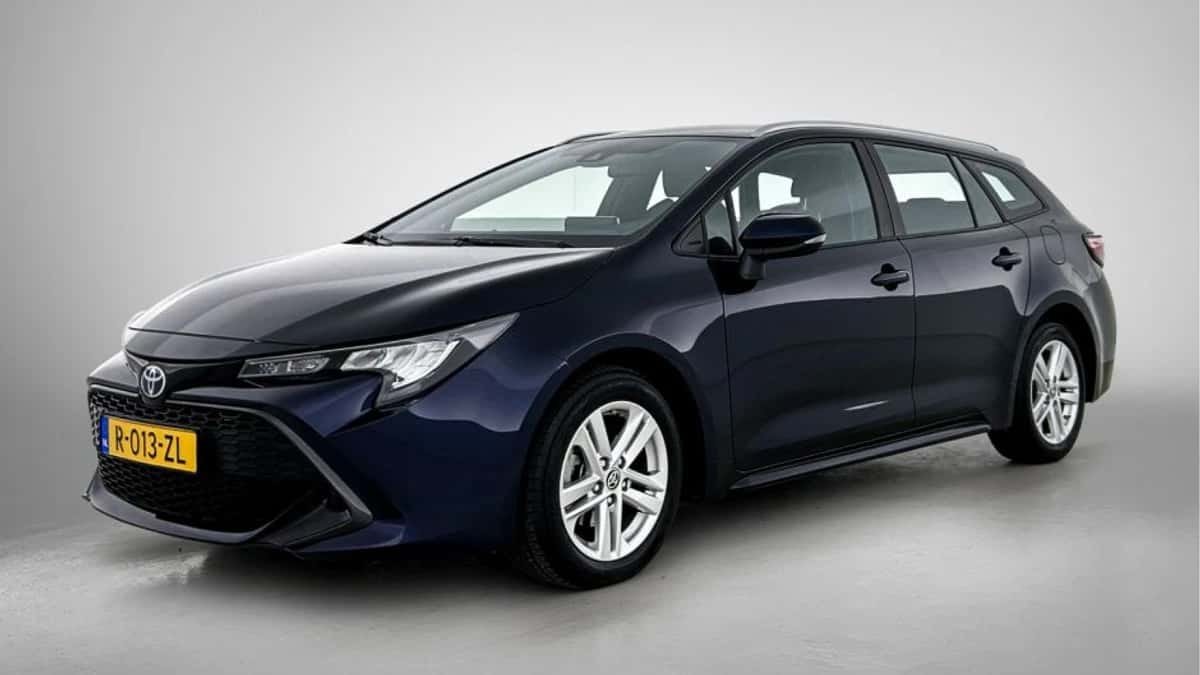 Toyota Corolla_Touring_Sports (2023) — foto 1